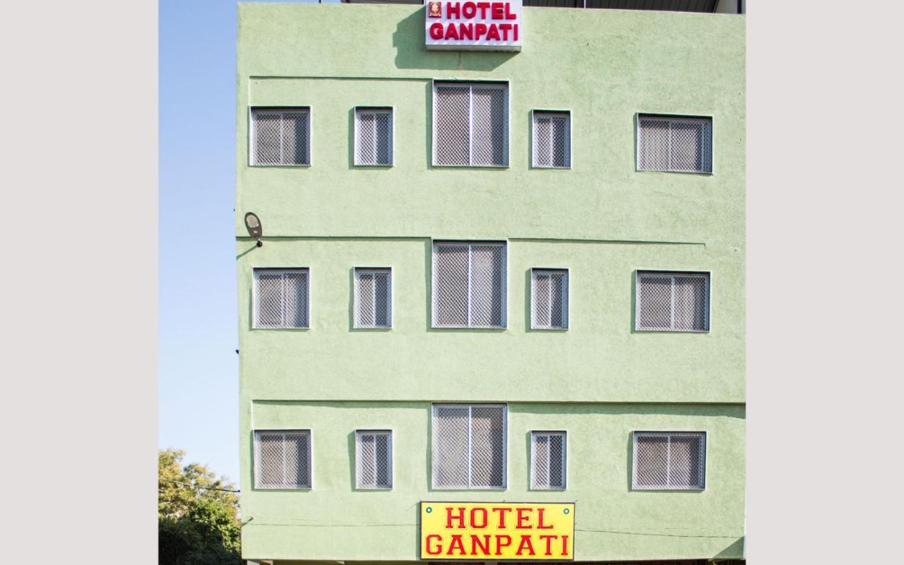 Hotel Ganpati Udajpur Zewnętrze zdjęcie